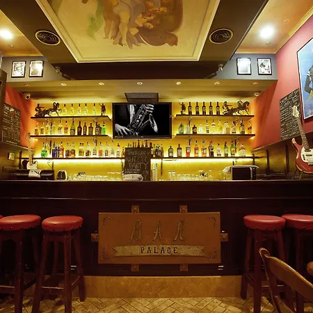 Alessandro Palace & Bar * 罗马