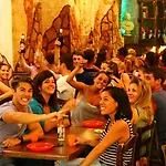 Alessandro Palace & Bar 호스텔 *