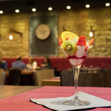 Albergue Alessandro Palace & Bar Roma