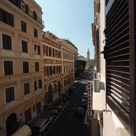 Alessandro Palace & Bar Albergue