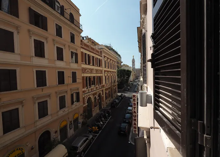 Alessandro Palace & Bar