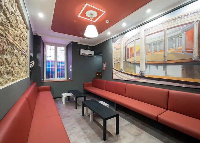 Alessandro Palace & Bar *