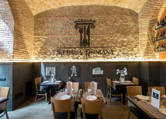 Alessandro Palace & Bar